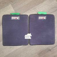 2 Memory Foam Leg Quilts *gc/vgc, mnr hair, dirt & fading
