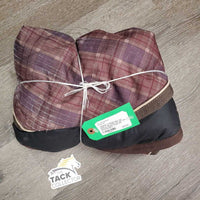 Lt Winter Neck *gc, clean, 0 wpf, faded, mnr dirt, rubs, threads, residue, snags, pills
