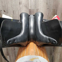 18" ?Adj *set W 6" Schleese Elite Dressage Saddle, Navy Schleese Cover, 2 XLg Front Velcro Blocks, Obrigado Panels, Wool Flocking, Rear Gussets, Shoulder Relief Cutouts, Flaps: 17"L x 13.5"W Serial #: 6-RW-SR 4-18 4003H0203
