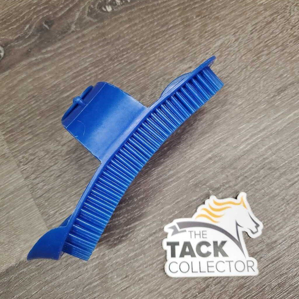 Hard Plastic Curry, handle *xc, clean, mnr scraped edges