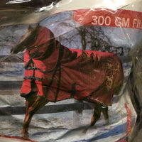 300g Winter Blanket, detach neck, 2 legs, bag *vgc, v. wpf, mnr dirt, stains, snags, rubs, threads, film