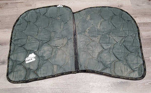 Hvy Quilt Jumper Saddle Pad, 1x piping *gc, cut tabs, faded, mnr hair, dirt, pills, rubs, threads