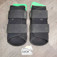 Pr Closed Boots, velcro, bag *gc, mnr dirt, rubs, stains? & hair
