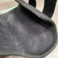 Pr Closed Boots, velcro, bag *gc, mnr dirt, rubs, stains? & hair
