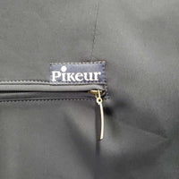 Show Jacket, Zippers *xc, mnr frayed button holes