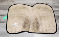 Quilt Jumper Saddle Pad, 2x piping *gc, hairy, dirt, pilly, faded, mnr rubs, undone stitch, puckers
