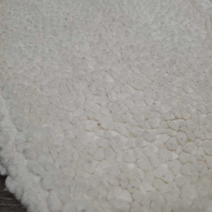 Fleece Half Pad Cover *gc, clean, clumpy, mnr hair, pills, marker