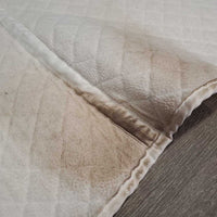 Quilt Dressage Saddle Pad *gc, stains, rubs, mnr hair, clumpy, pills, puckers, threads
