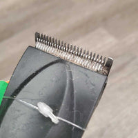 4 Speed Trimmer - Clippers, 2x Blades, 10 Guards, 4 Clips, Case, Info *gc, mnr dirt, hair & sticky
