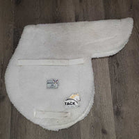 Fleece Fitted Hunter Saddle Pad *gc, hair, mnr pills, rubs, clumpy, stains, threads, dingy underside
