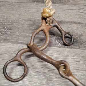 SS Jointed Combo Barrel Bit, Lariat Rope Noseband *fair, stiff, v.rusty, clean, mnr residue