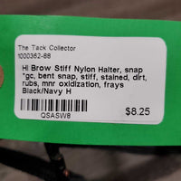 Stiff Nylon Halter, snap *gc, bent snap, stiff, stained, dirt, rubs, mnr oxidization, frays
