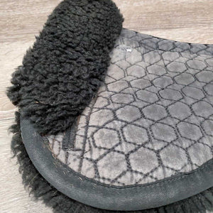 Quilt Sheepskin Half Pad, rolled edge *gc, clean, v. faded, stains, mnr hair, stiff, clumpy, rubs, hole
