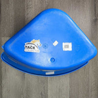 Plastic Corner Feeder *vgc/xc, clean, mnr dusty, scratches & scrapes, older?

