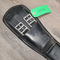 Padded Leather Anatomical Dressage Girth *vgc, dirty & hairy seams, mnr dirt, scuffs, scratches & stains?
