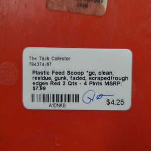 Plastic Feed Scoop *gc, clean, residue, gunk, faded, scraped/rough edges