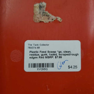 Plastic Feed Scoop *gc, clean, residue, gunk, faded, scraped/rough edges