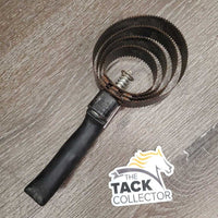 4 Ring Blade Double Sided Metal Curry Shedding Blade, handle *gc, rust, mnr dirt, stains & scratches
