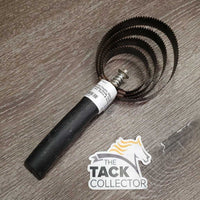 4 Ring Blade Double Sided Metal Curry Shedding Blade, handle *gc, rust, mnr dirt, stains & scratches
