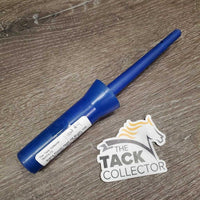 Plastic Hoof Oil Brush, cap *gc, dirty/oily, clean cap
