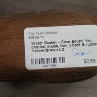 Water Bucket - Floor Brush *fair, bristles: stains, hair, v.bent & rubbed
