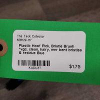 Plastic Hoof Pick, Bristle Brush *vgc, clean, hairy, mnr bent bristles & residue