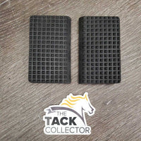 2 Plastic Stirrup Iron Grips *xc, clean, rubs
