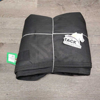 Fleece Lined Weatherproof Keyhole Quarter Sheet, tail *vgc, clean, v. wpf, older, mnr hair, dust

