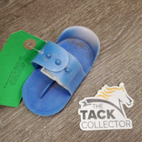 Plastic Curry, handle *fair/gc, dirty, faded, hair
