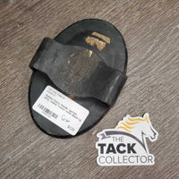 Thick Rubber Curry, handle *gc/fair, dirty, faded, v.worn teeth, stiff
