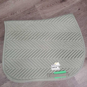 Quilt Jumper Saddle Pad *vgc, clean, mnr threads, pills, hair, rubs
