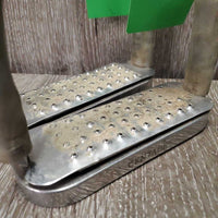 Flexi Stirrup Irons, cheese graters *fair/poor, v.loose grips, stains, v.dirty, lifting & cracking rubber, v.loose
