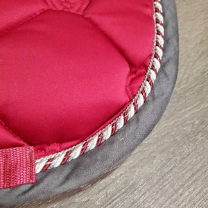 Quilt Jumper Saddle Pad, 2x Piping *vgc, clean, mnr hair, pills, rubs, stains, puckers