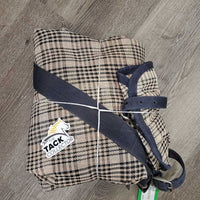 Hard Mesh Fly Sheet, 0 legs *gc, hair, dirt, rubs, mnr tear
