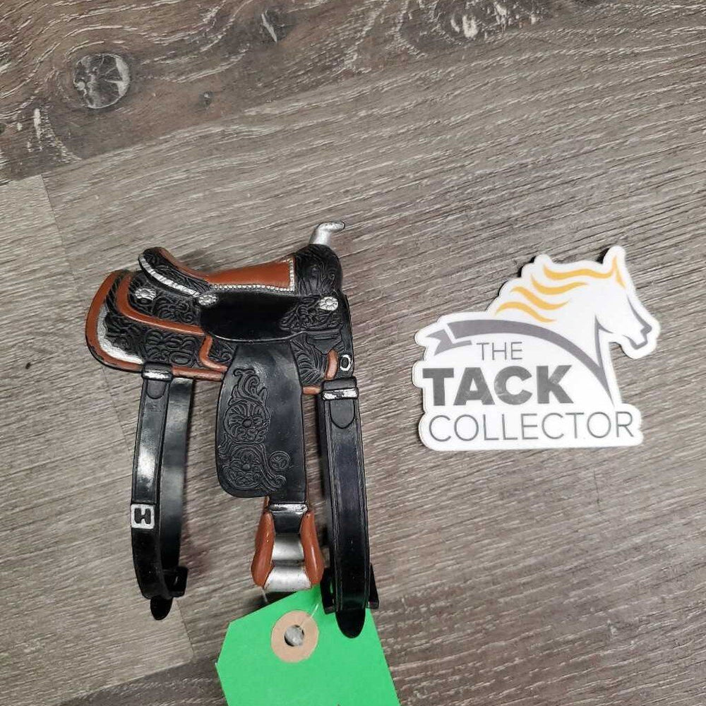 Plastic Toy Western Saddle *vgc, rubs