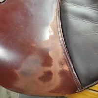 17" MW 5.25" Vega Close Contact, 2 Billet Guards, Black Vega 1/2 Cover, Wool/Felt Panels, Med Front & Back Blocks, Flaps: 13.25"l x 13"W Serial #: 17 N 2612105 M 2 -1.5
