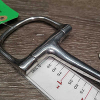 Thin D Ring Snaffle Bit *vgc, mnr stains, rubs & scratches, clean
