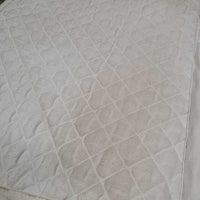 Thin Quilt Jumper Saddle Pad, "Superman" *gc, pilly, mnr stains, dingy, threads, rubs, undone stitching
