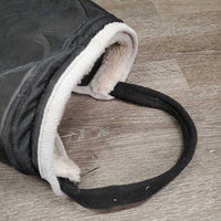 Stiff Mesh Fly Mask, 0 ears *vgc, mnr hair, dirt, stains

