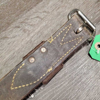 Flat Plain Leather Back Cinch, sliding leather center strap, conway fair/gc, clean, rubs, faded, scrapes, rubs, residue, rust
