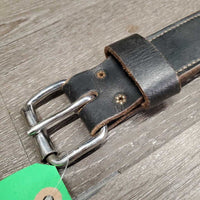 Flat Doube Leather Back Cinch, center strap, brass snap *vgc/xc, mnr film & dirty?residue, edge scrapes
