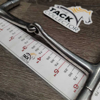 Thin D Ring Snaffle Bit *vgc, clean, scuffs, dent
