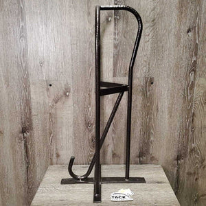 Hamer Finish Wall Mount Metal Saddle Rack *vgc/xc, clean, mnr dusty seams
