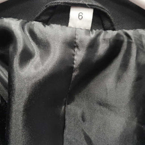 Show Jacket *vgc, loose button threads, hairy, older