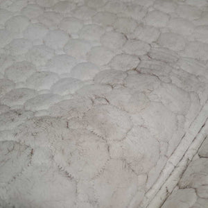 Thick Quilt Jumper Saddle Pad, 2x piping, bling *gc, clean, hairy, rubs, mnr pills, dingy, stains, frays, v.pulled/thin inside seams
