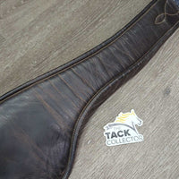 Small Belly Girth, 2x els, caribiner *vgc/gc, clean, hairy seams, mnr dents, faded & creases
