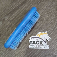 Shaped Hard Short & Fine Plastic Brush *gc, faded/discolored, mnr hair, scrapes & rubs
