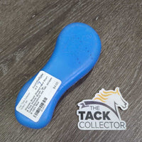 Shaped Hard Short & Fine Plastic Brush *gc, faded/discolored, mnr hair, scrapes & rubs
