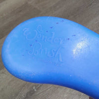 Shaped Hard Short & Fine Plastic Brush *gc, faded/discolored, mnr hair, scrapes & rubs
