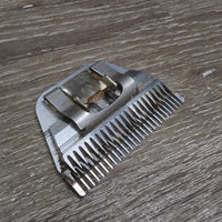 10 Wide Clipper Blade *gc, rust, dirt, hair
